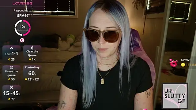 Snapshot of ursluttygf chatting on 22, 5, 2026 ursluttygf online show from 22, 5, 2026