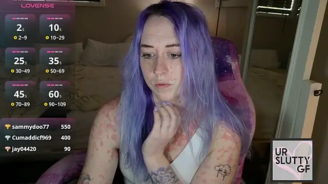 ursluttygf online show from 19, 4, 2026