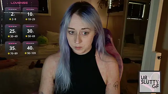 Snapshot of ursluttygf chatting on 19, 5, 2026 ursluttygf online show from 19, 5, 2026