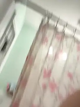 Snapshot of ursluttygf chatting on 29, 12, 2024 ursluttygf online show from 29, 12, 2024