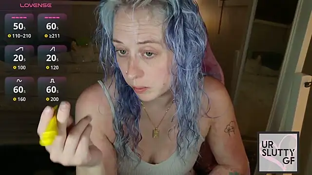 Snapshot of ursluttygf chatting on 5, 6, 2026 ursluttygf online show from 5, 6, 2026