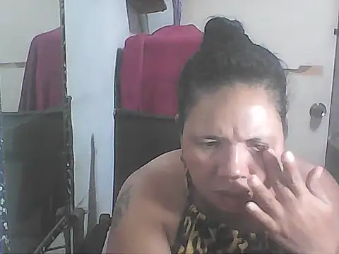 hotwet mama4uxx online show from 13, 1, 2026