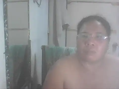 Snapshot of hotwet_mama4uxx chatting on 27, 10, 2025 hotwet mama4uxx online show from 27, 10, 2025