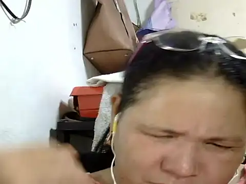 hotwet mama4uxx online show from 14, 2, 2026