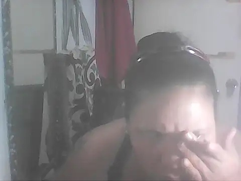 Snapshot of hotwet_mama4uxx chatting on 4, 11, 2025 hotwet mama4uxx online show from 4, 11, 2025