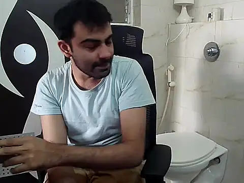 Snapshot of king_kong_india1 chatting on 13, 1, 2026 king kong india1 online show from 13, 1, 2026