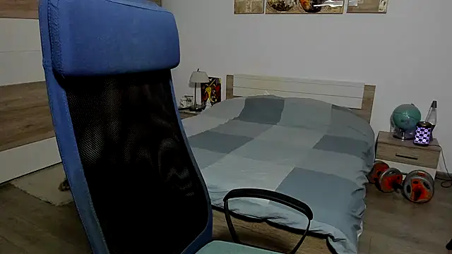 Snapshot of RobbyShawz chatting on 12, 6, 2026 RobbyShawz online show from 12, 6, 2026