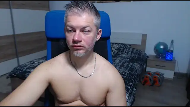 RobbyShawz online show from 4, 11, 2025