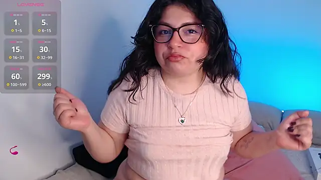 Snapshot of sofix__ chatting on 12, 10, 2025 sofix online show from 12, 10, 2025