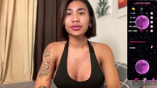 Snapshot of Alaia_Pope chatting on 5, 1, 2025 Alaia Pope online show from 5, 1, 2025