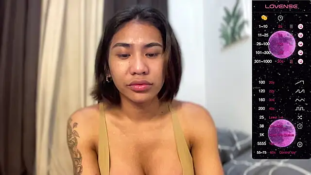 Snapshot of Alaia_Pope chatting on 8, 1, 2025 Alaia Pope online show from 8, 1, 2025