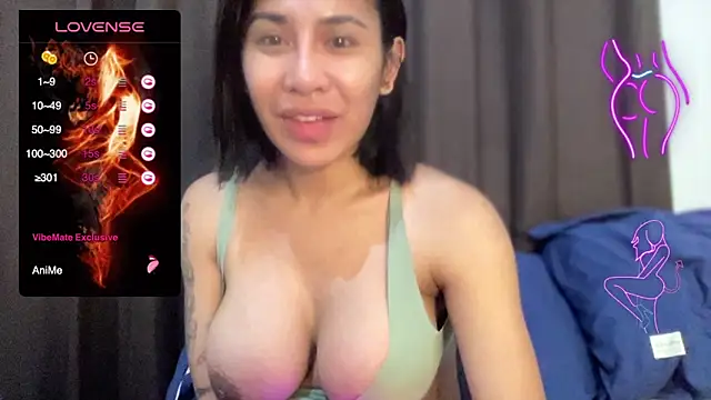 Snapshot of Alaia_Pope chatting on 17, 10, 2025 Alaia Pope online show from 17, 10, 2025