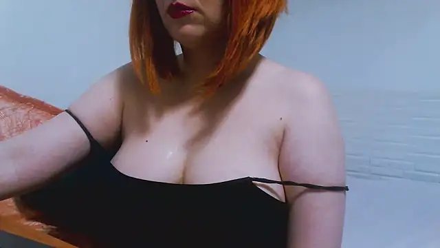 Snapshot of MashaYeah777 chatting on 12, 10, 2025 MashaYeah777 online show from 12, 10, 2025