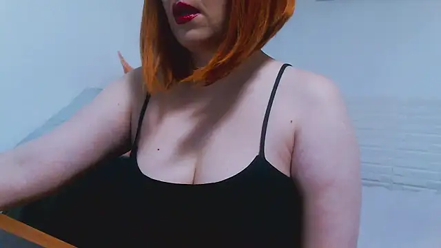 Snapshot of MashaYeah777 chatting on 17, 10, 2025 MashaYeah777 online show from 17, 10, 2025