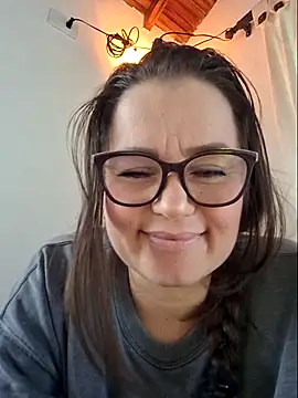 Snapshot of MariaPau_83 chatting on 11, 5, 2026 MariaPau 83 online show from 11, 5, 2026