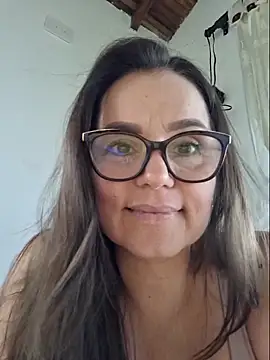 Snapshot of MariaPau_83 chatting on 7, 5, 2026 MariaPau 83 online show from 7, 5, 2026