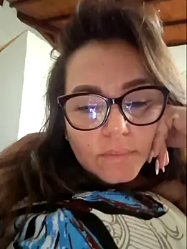 Snapshot of MariaPau_83 chatting on 3, 5, 2026 MariaPau 83 online show from 3, 5, 2026
