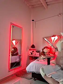 MariaPau 83 online show from 7, 2, 2026