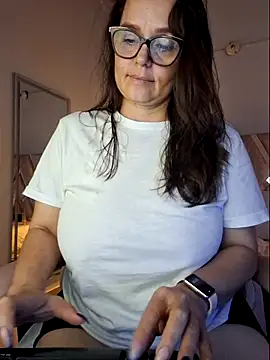 MariaPau 83 online show from 11, 1, 2026