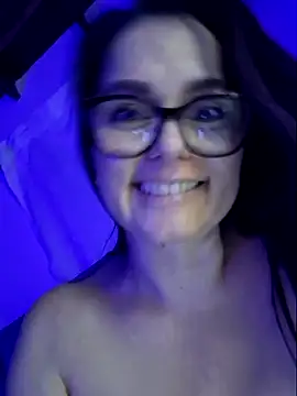 Snapshot of MariaPau_83 chatting on 27, 5, 2026 MariaPau 83 online show from 27, 5, 2026