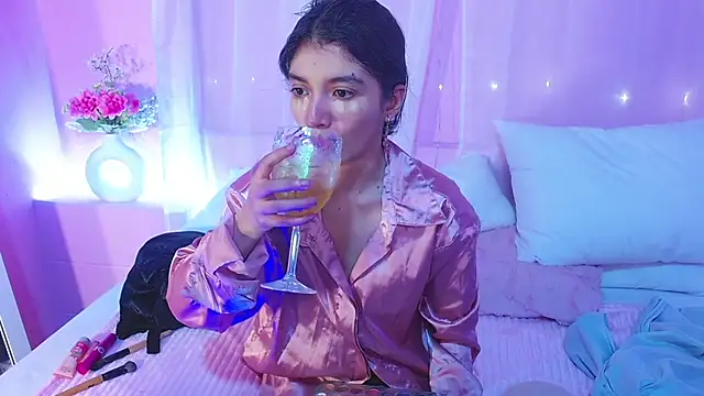 Sweetcristin online show from 13, 5, 2026