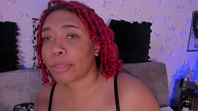 Snapshot of pamela_doll3 chatting on 20, 5, 2026 pamela doll3 online show from 20, 5, 2026