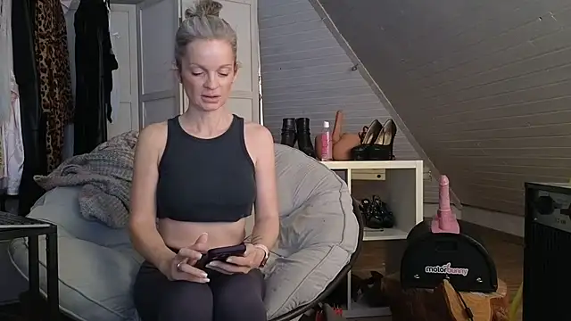 Sabdeluxe online show from 12, 1, 2026