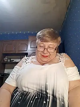 Snapshot of Lena_Gaby chatting on 4, 6, 2026 Lena Gaby online show from 4, 6, 2026