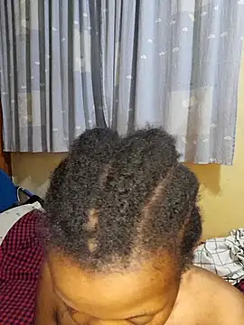 Snapshot of sexpetite chatting on 31, 10, 2025 sexpetite online show from 31, 10, 2025