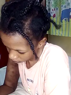 Snapshot of sexpetite chatting on 21, 11, 2025 sexpetite online show from 21, 11, 2025