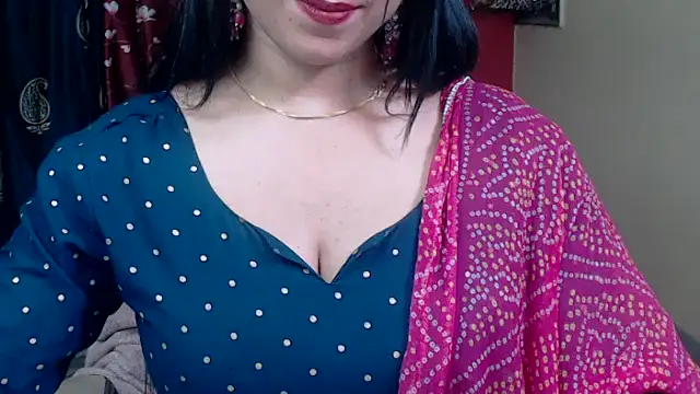 Snapshot of Naiaa-mylove chatting on 21, 3, 2025 Naiaa-mylove online show from 21, 3, 2025