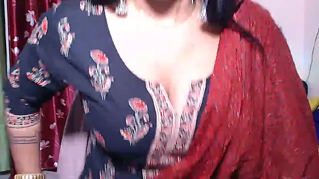 Naiaa-mylove online show from 13, 4, 2026