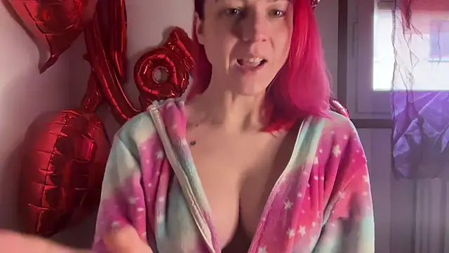 Nikky Divine online show from 18, 2, 2025