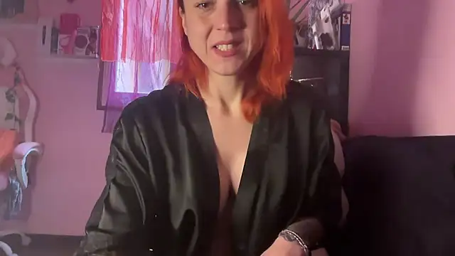 Nikky Divine online show from 12, 1, 2026