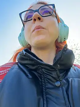 Nikky Divine online show from 25, 3, 2026