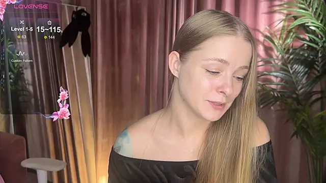 01 lili 01 online show from 15, 9, 2025