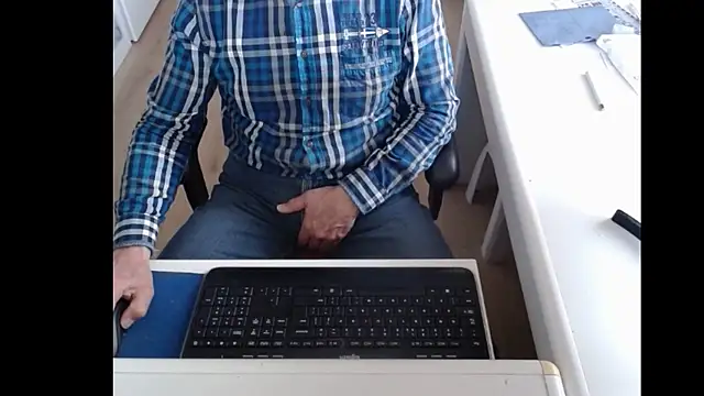 dutchpornking online show from 10, 3, 2025
