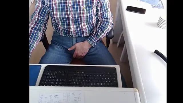 dutchpornking online show from 11, 3, 2025