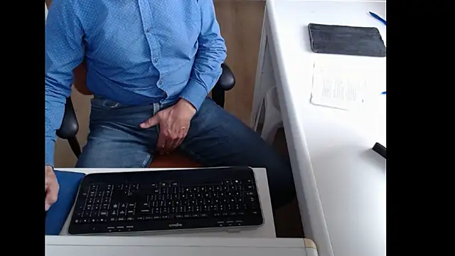dutchpornking online show from 10, 9, 2025