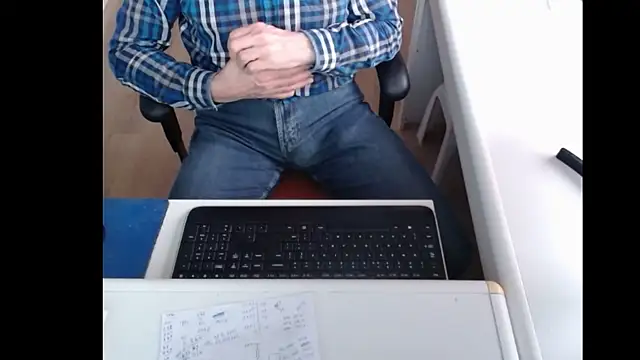 dutchpornking online show from 11, 3, 2025