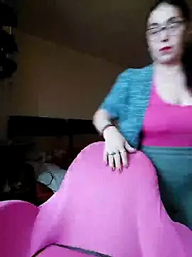 Chriss Tinaa online show from 4, 2, 2025