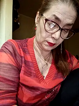 Chriss Tinaa online show from 14, 4, 2026