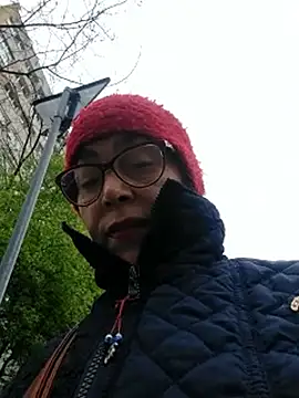 Chriss Tinaa online show from 11, 4, 2026