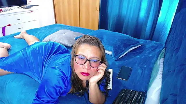 Snapshot of mondirty70 chatting on 16, 7, 2026 mondirty70 online show from 16, 7, 2026