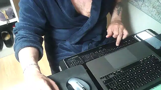 DUDURAxh online show from 10, 3, 2026