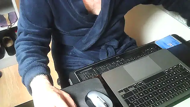 DUDURAxh online show from 4, 3, 2026