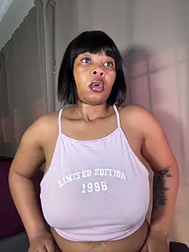 cherrybabe76 online show from 8, 3, 2025