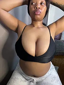 cherrybabe76 online show from 25, 6, 2026