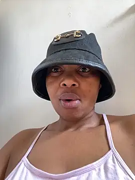 Snapshot of cherrybabe76 chatting on 16, 10, 2025 cherrybabe76 online show from 16, 10, 2025