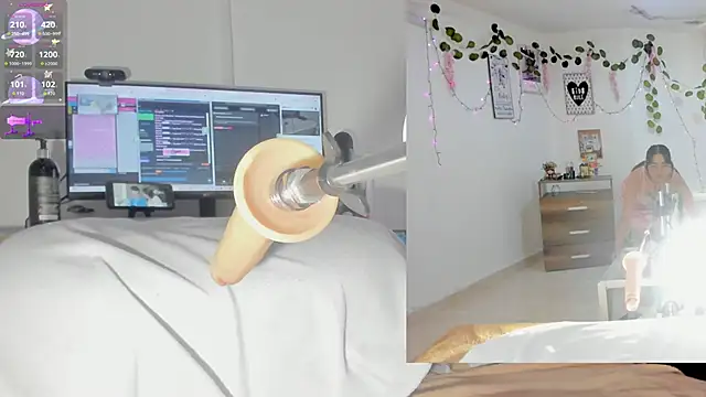 sofi velez online show from 22, 11, 2025